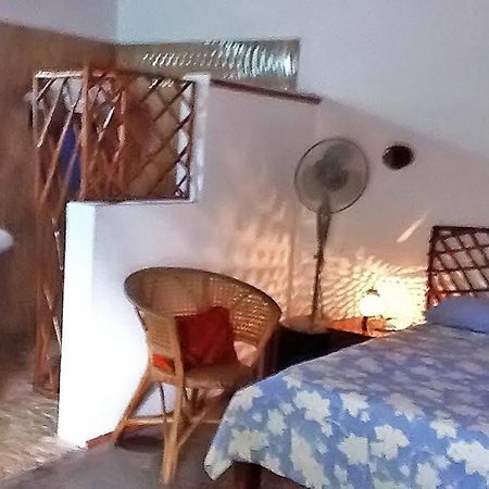 Coco Bay Pensión Anse Volbert Village Exterior foto